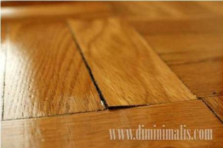 lantai yang ideal, rumah kayu minimalis