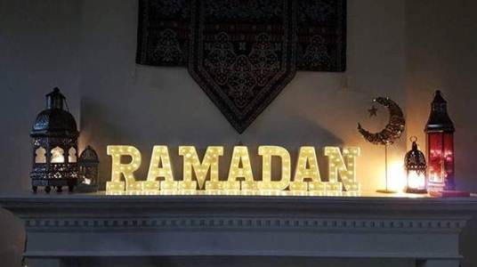 menghias rumah menyambut ramadhan, dekorasi ramadhan, dekorasi ramadhan hotel, dekorasi ramadhan di mall