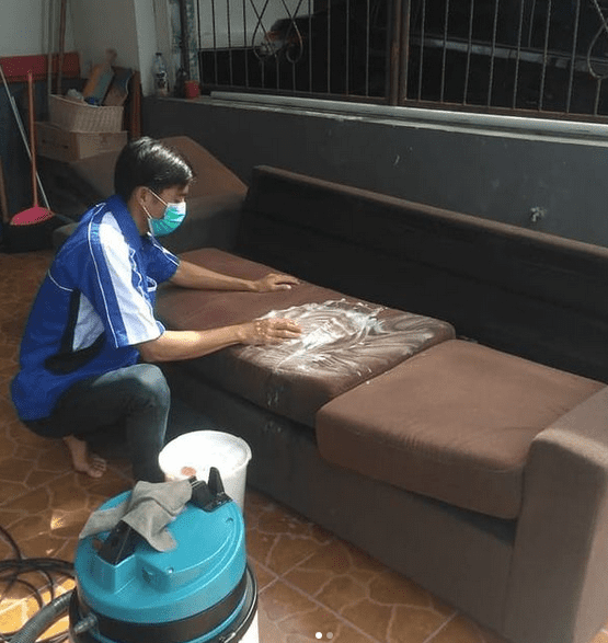 7 Layanan Jasa Membersihkan Sofa Rumah di Yogyakarta 1
